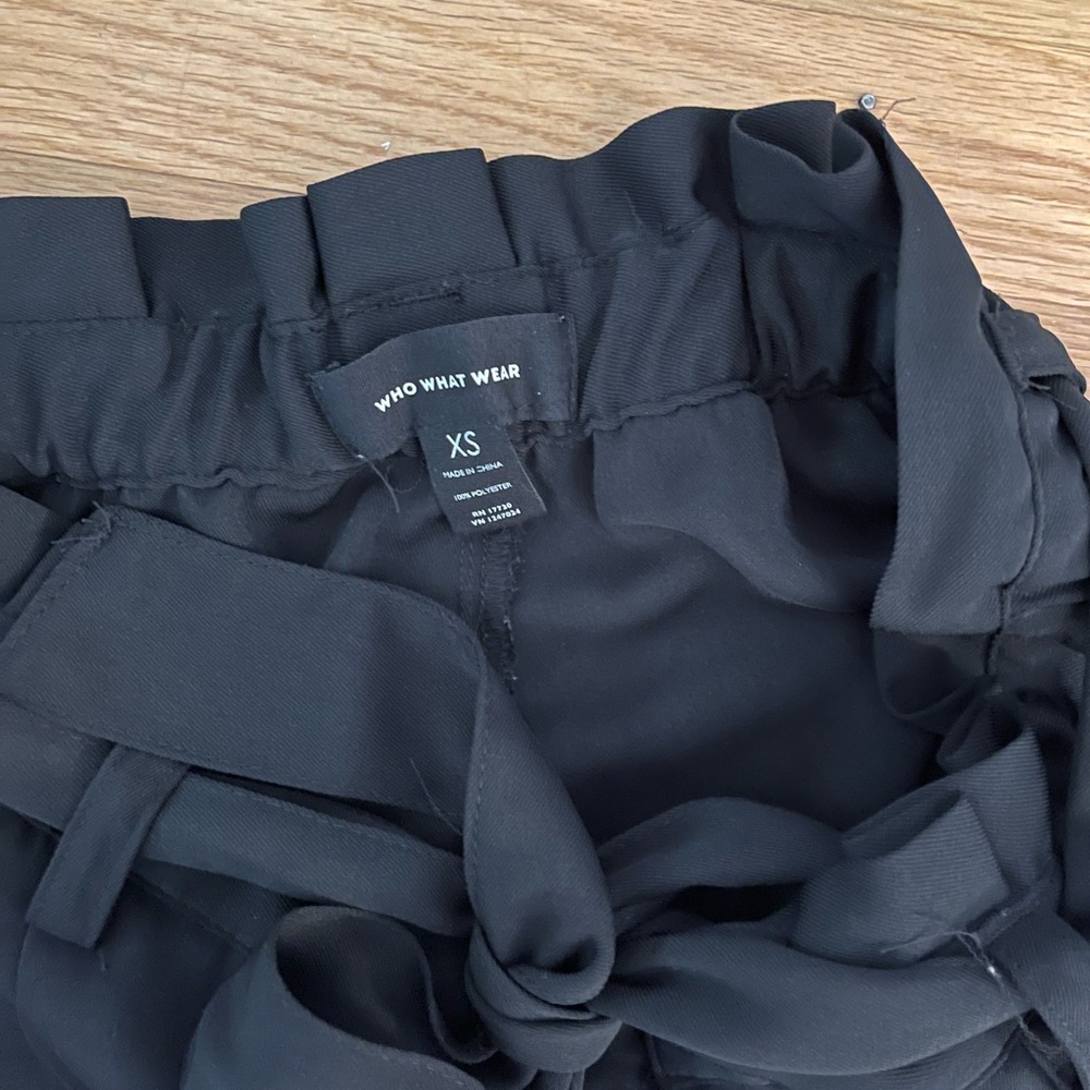 Black flare pants